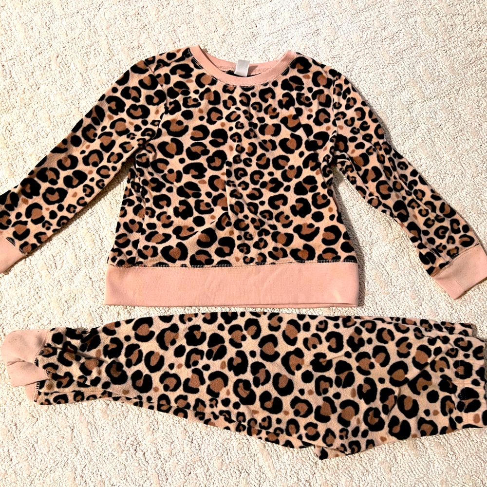 Printed Microfleece Pajama Top & Pajama Joggers Set for Girls. Small 6/7.